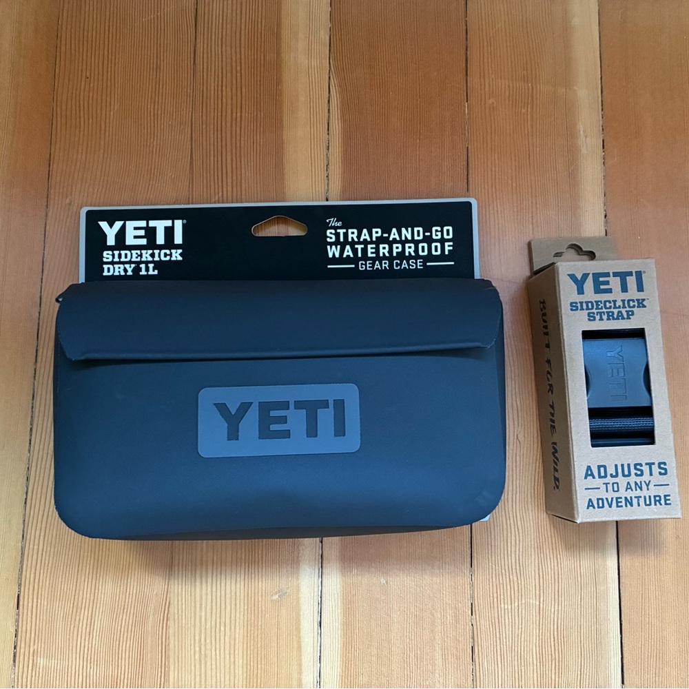 NWT Yeti Sidekick Dry 1L Water Gear Bag + Sideclick strap